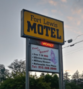 Fort Lewis Apartment – Motel